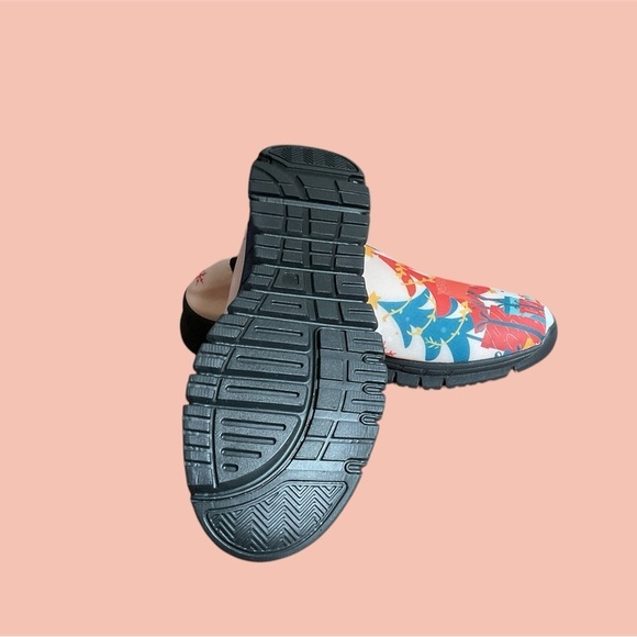 QUXJEHOE CHRISTMAS SLIPPER EUROPE SIZE 38 - Picture 2 of 2